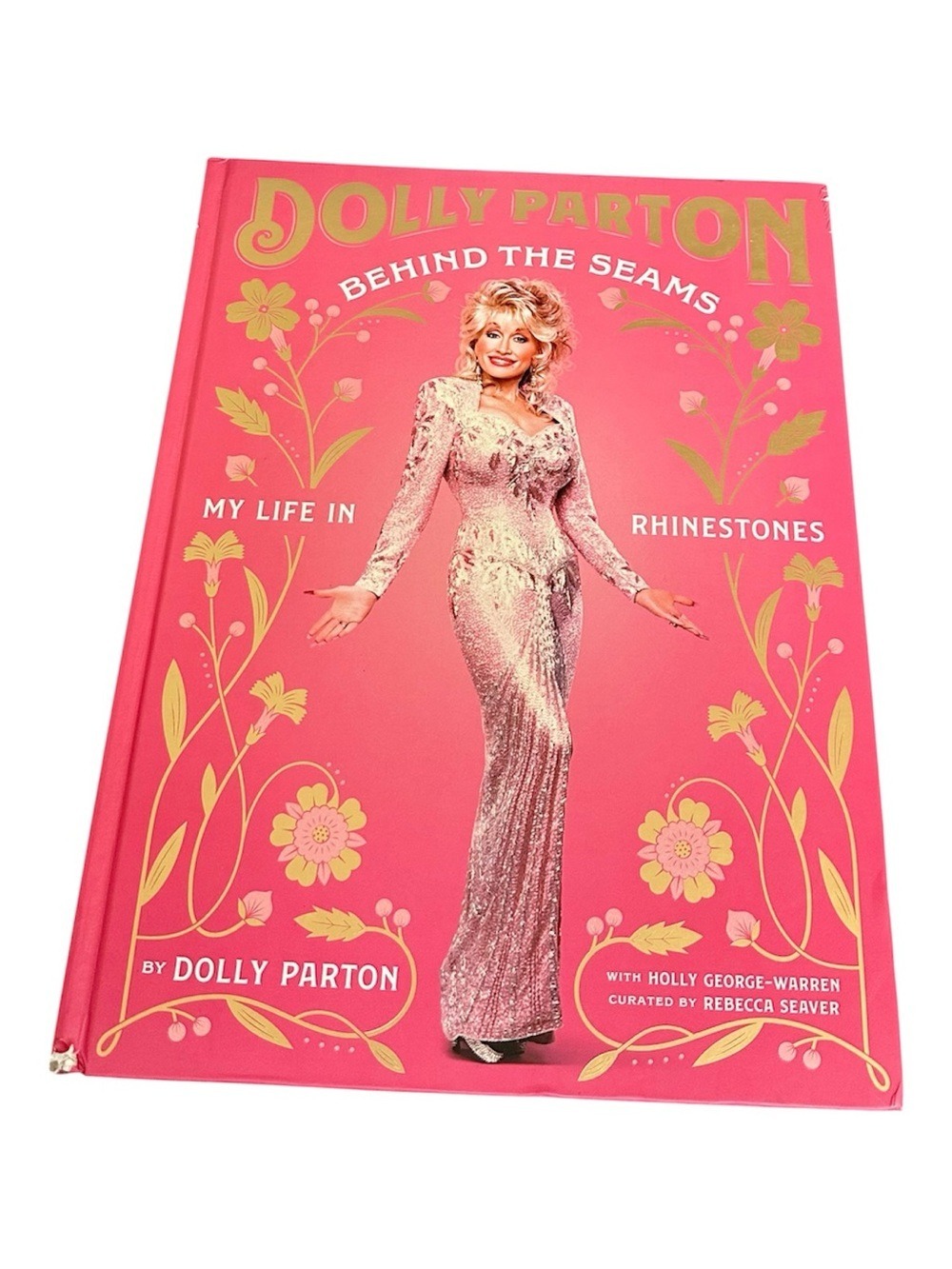Dolly Parton: Behind the Seams: My Life in Rhinestones — Coffee Table Book - Picture 10 of 16